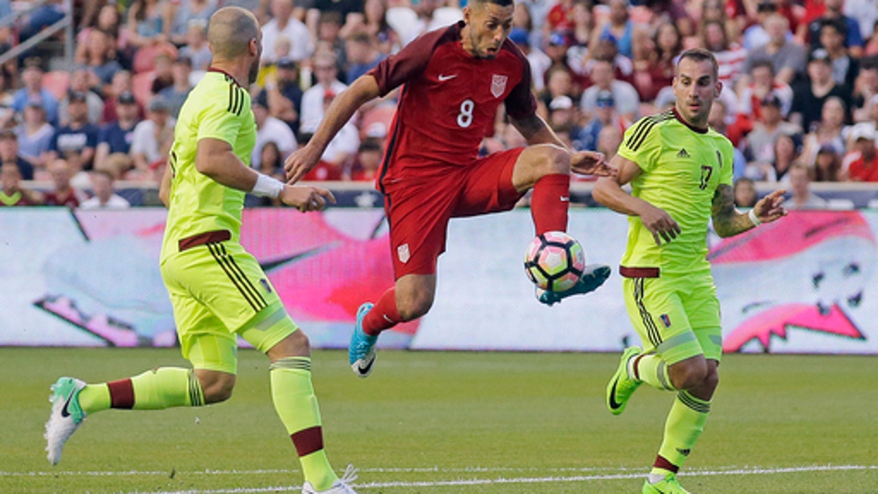 Dempsey, Bradley, Howard, Altidore among US roster additions